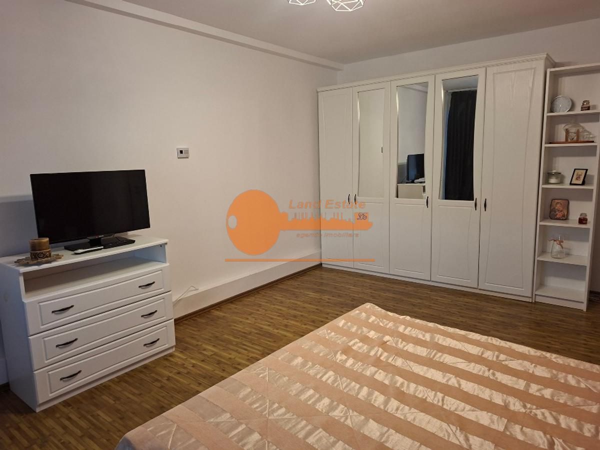 Garsonieră Renovată | Centrală Proprie | 13 Septembrie - Poză 1