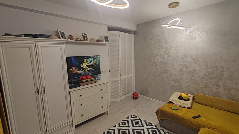 Apartament 2 camere, parter, 2 locuri de parcare, comision 0% - Poză 1