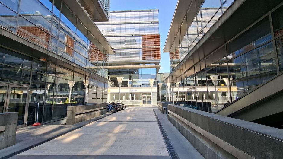 Spatiu pentru birou 258mp - Piata 700 - Poză 1