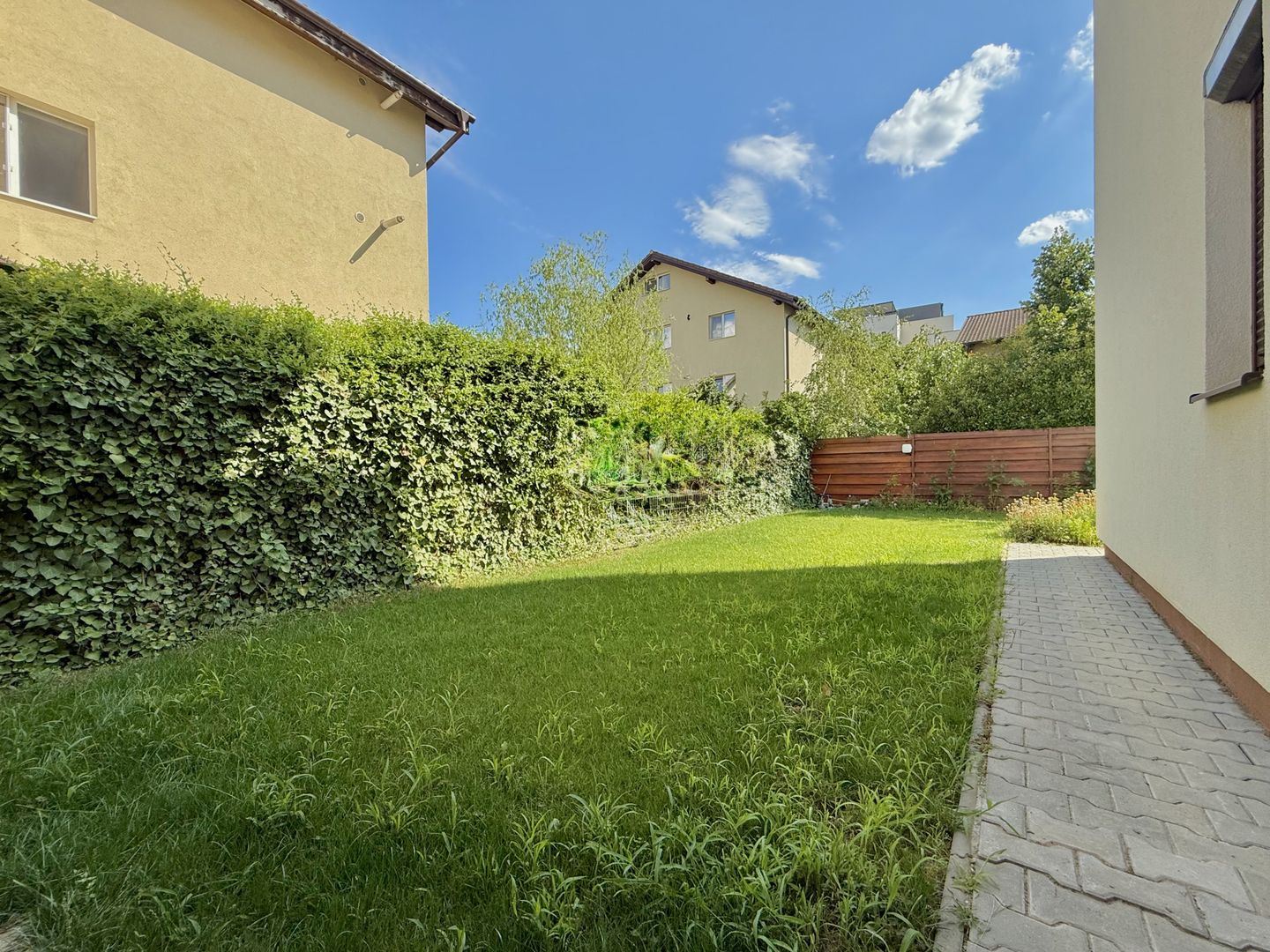 De închiriat apartament 3 camere cu gradină în Dumbrăvița - Poză 19