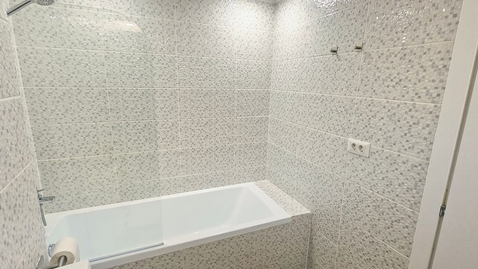 Sea View Olimp, Apartament 3 camere mobilat, vedere la mare - Poză 9