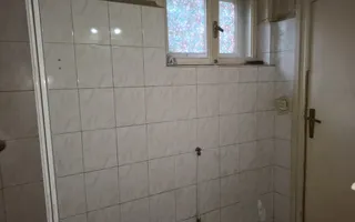 URGENT!, TEREN IN PROPRIETAE, RENOVATA IN 1996, NEGOCIABIL - Poză 13
