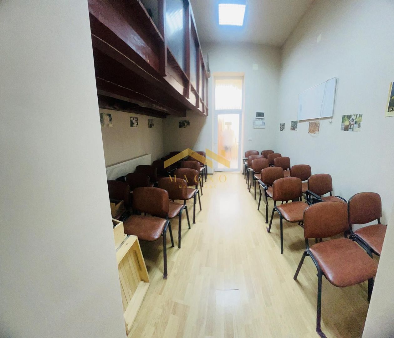 Apartament (pretabil pentru Birou ,Cabinet etc.) de vanzare in centru. - Poză 6