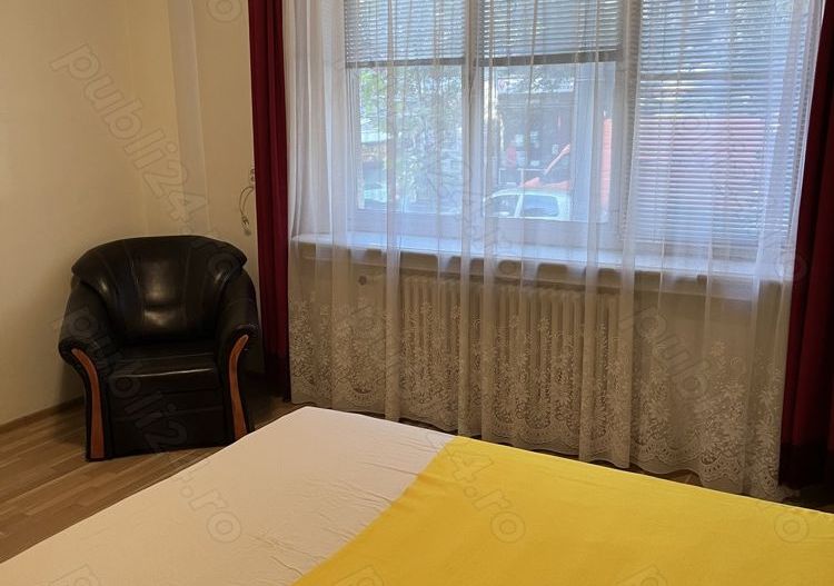 Apartament de patru camere Piața Rosetti - Poză 5