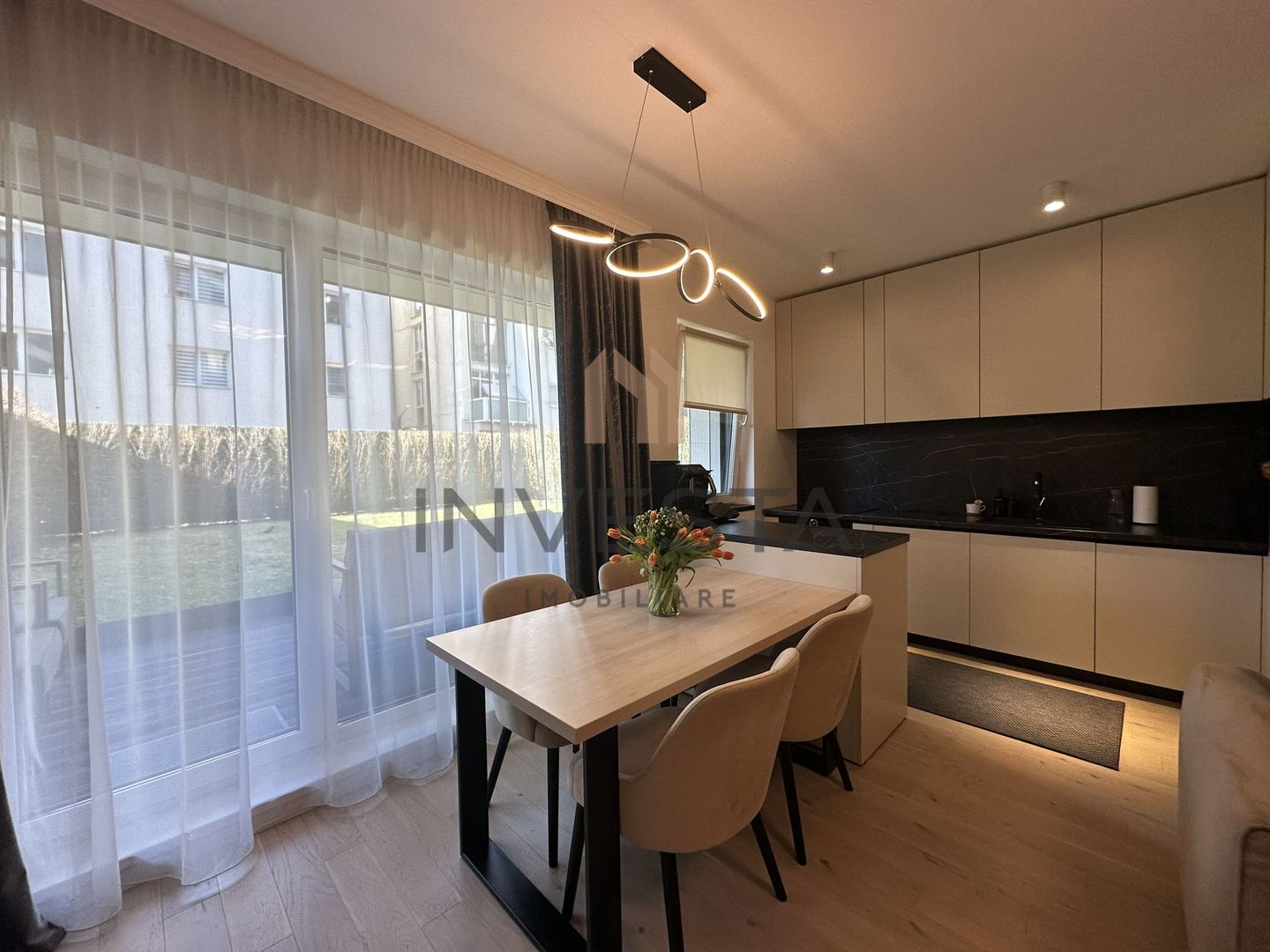 RECORD PARK! Apartament superfinisat cu gradina proprie! - Poză 1