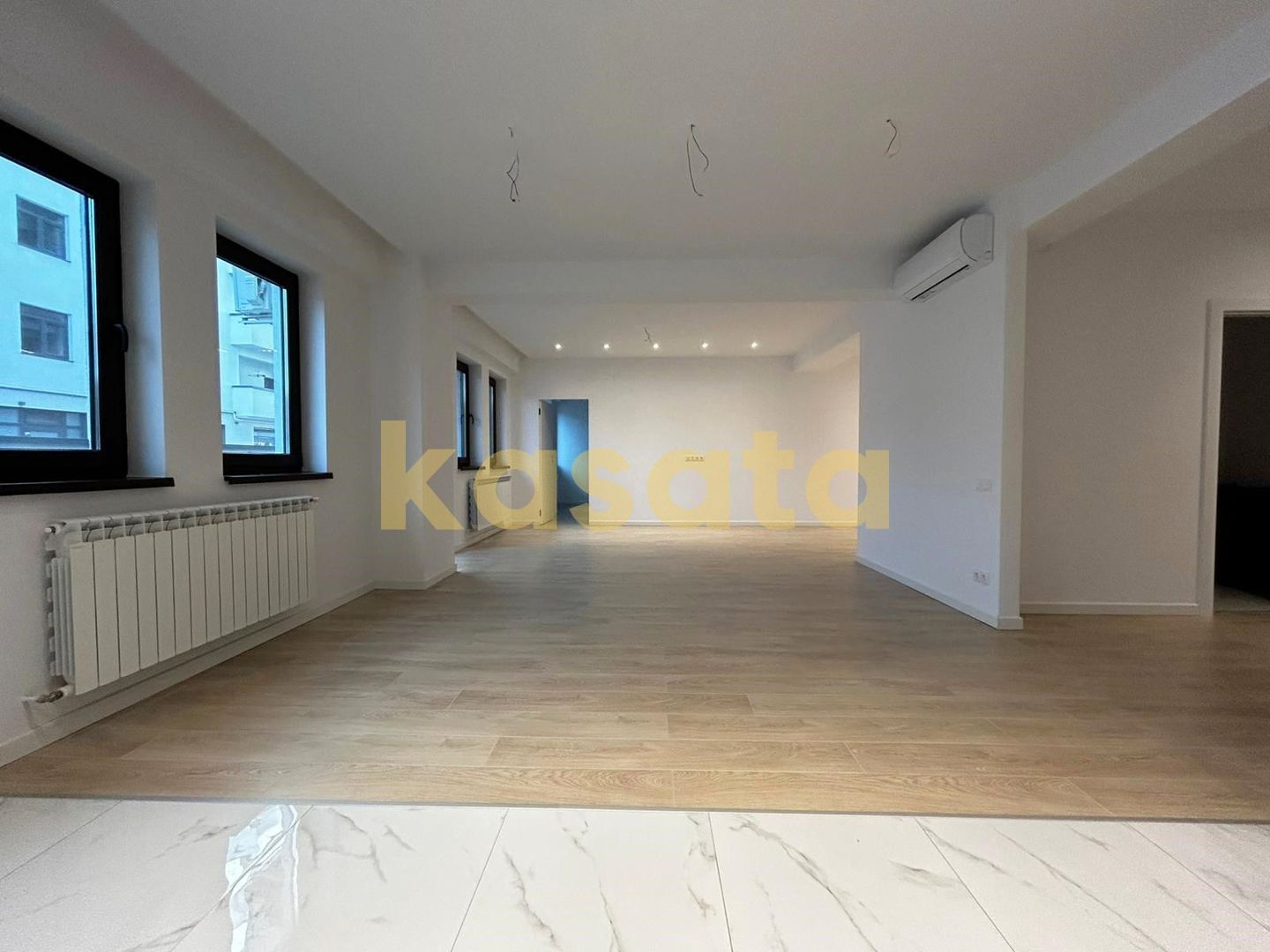 Apartament 3 camere spațios | curte 126mp și parcare inclusă | Șisești - Poză 4