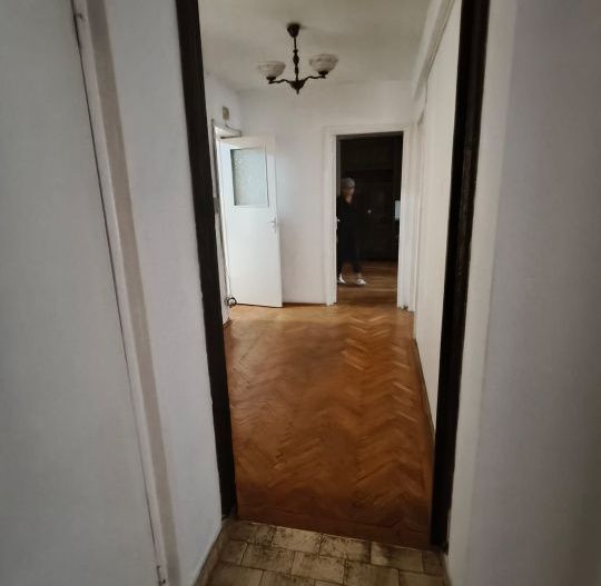 Apartament 3 camere ultracentral – Etaj 1 – 69 mp –Târgu Jiu - Poză 14