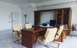Spatiu comercial ultracentral ideal pentru birouri - Poză 10