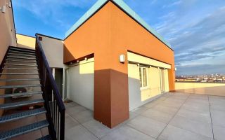 Penthouse cu 3 camere LA CHEIE, cu terasa de 191mpu, zona Calea Surii Mici - Poză 2