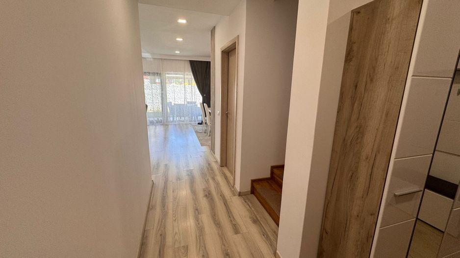 Vila Volutari 5 Camere Matei Millo - Poză 8