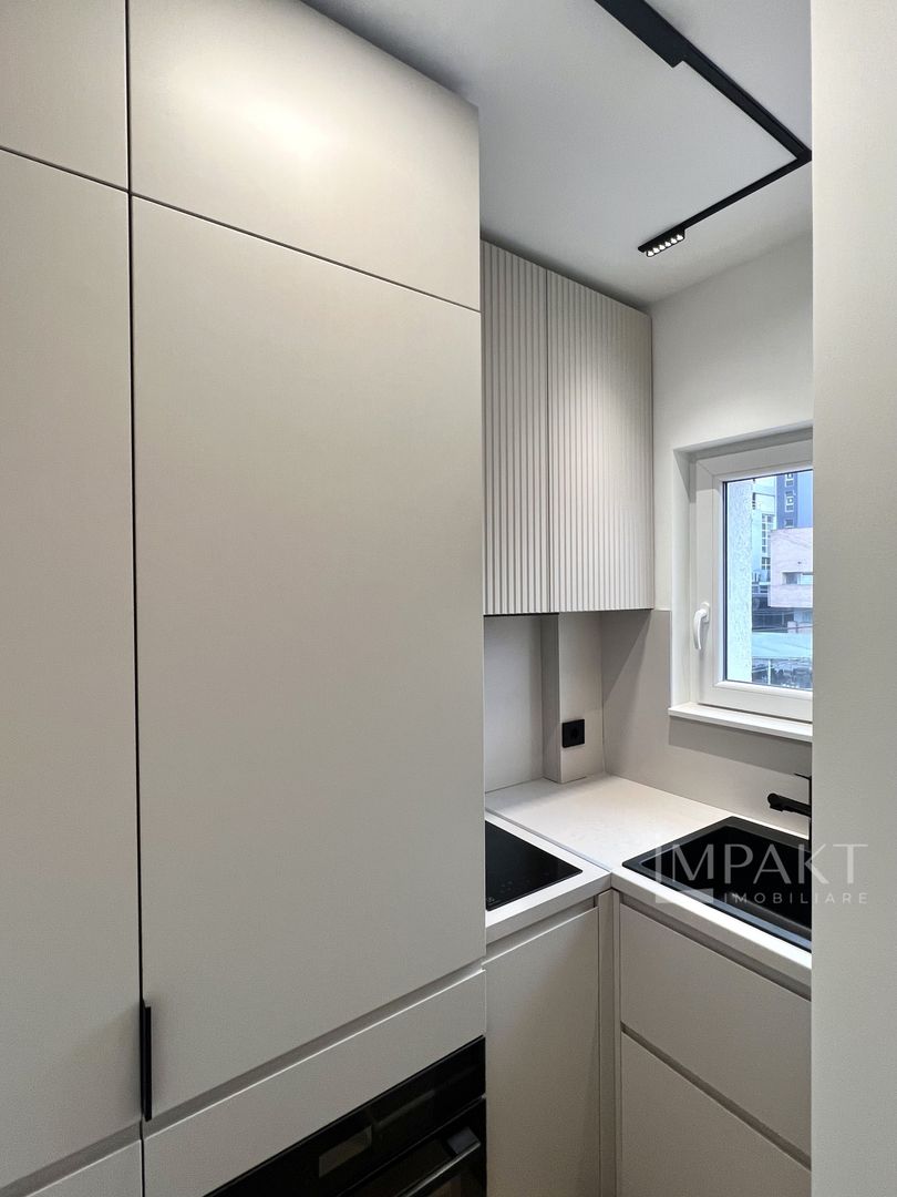 Apartament modern, recent renovat cu boxa si loc de parcare in centrul orasului! - Poză 7