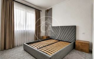 Casa de vanzare cu 4 camere si piscina in Cihei, Bihor - Poză 4