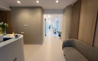 Spațiu comercial de vânzare – 247 mp utili, împărțiți în 2 unități - Poză 11