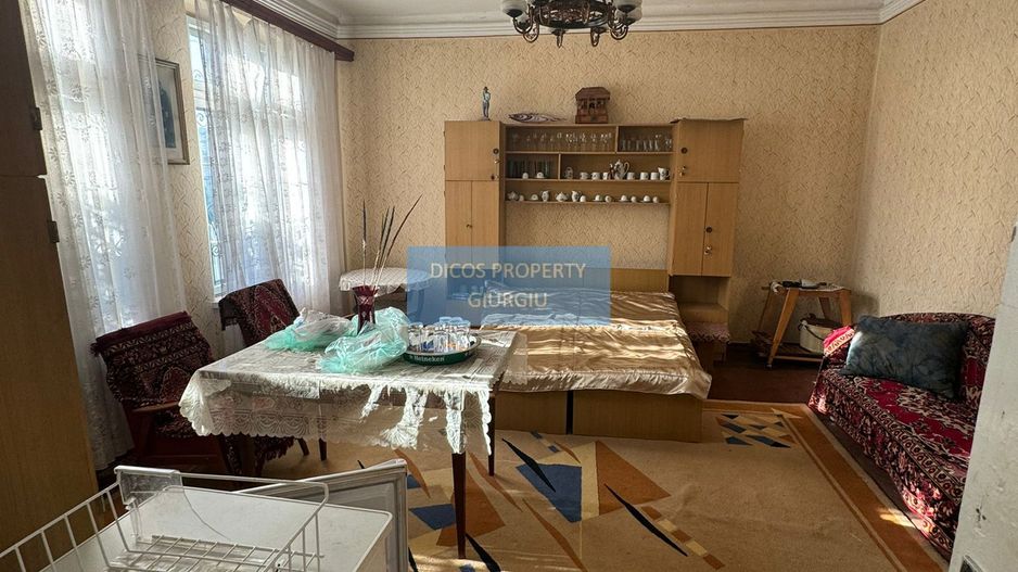 De vânzare  casă situată pe strada Mihail Sadoveanu - Poză 15