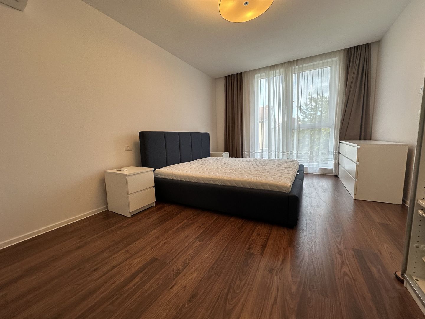 Apartament in vila cu curte-  Dumbravita - Poză 17