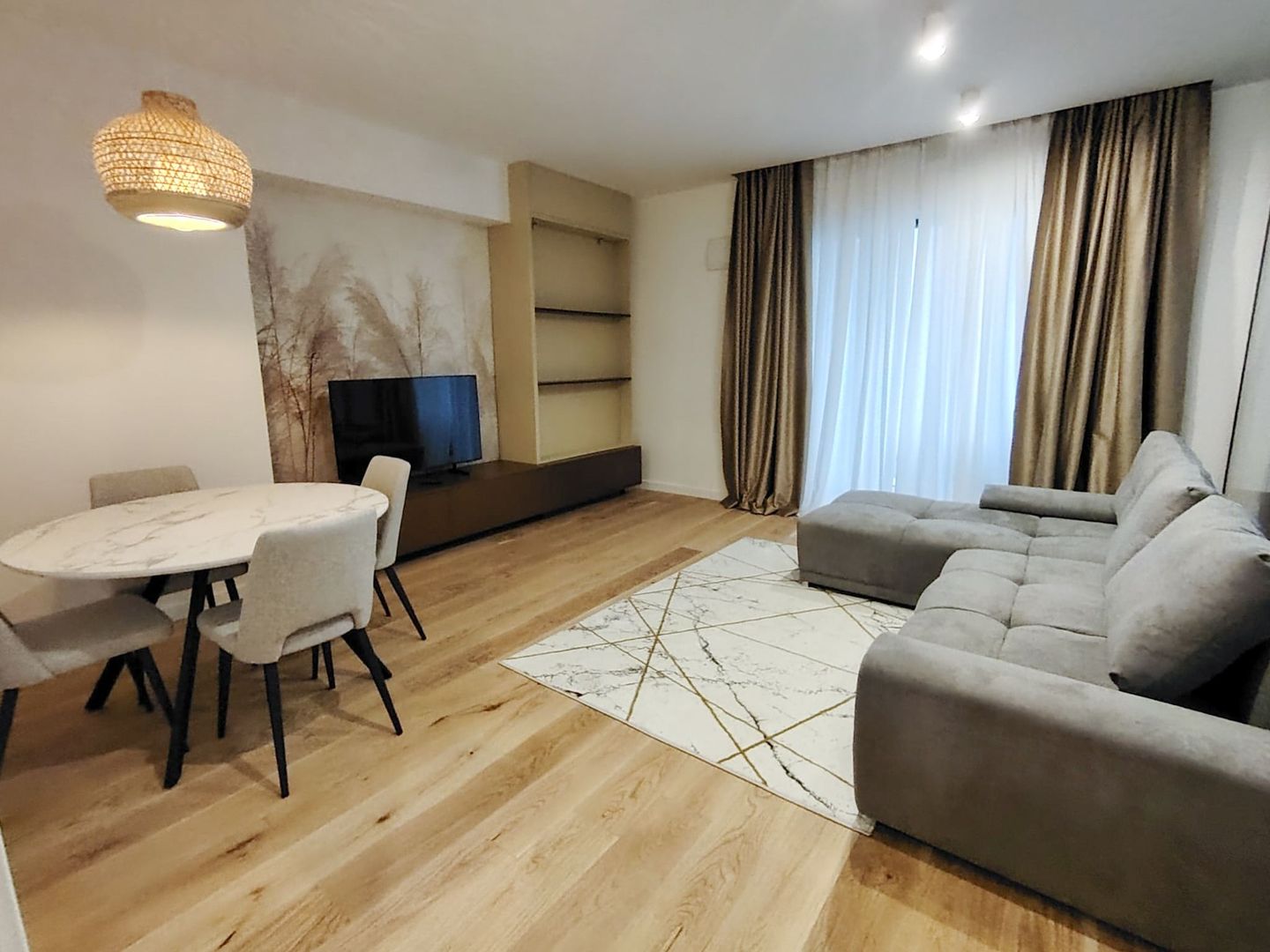 Rent I Brand New 3 Room Apartment | Nusco City I Promenada Mall - Poză 1