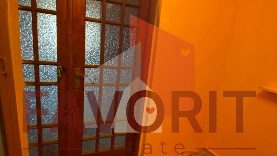 Garsoniera | Localizare foarte buna | Aer conditionat | Acoperis refacut | - Poză 2