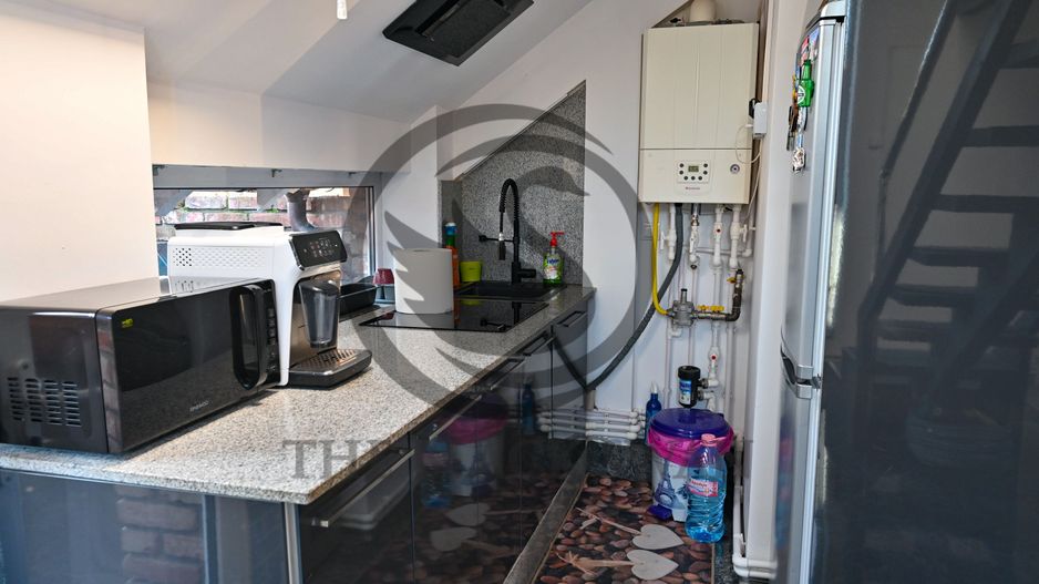 Casa cu 3 camere | Mobilata-utilata modern | Darmanesti | COMISION 0% - Poză 12