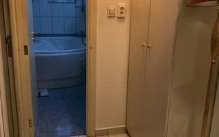 Apartament cu 3 camere Steaua etaj 2 - Poză 9