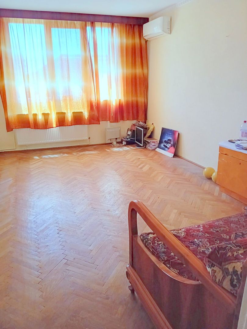 De vanzare -  apartament cu 3 camere decomandate, Tiglina 2, etaj 3/4 - Poză 5