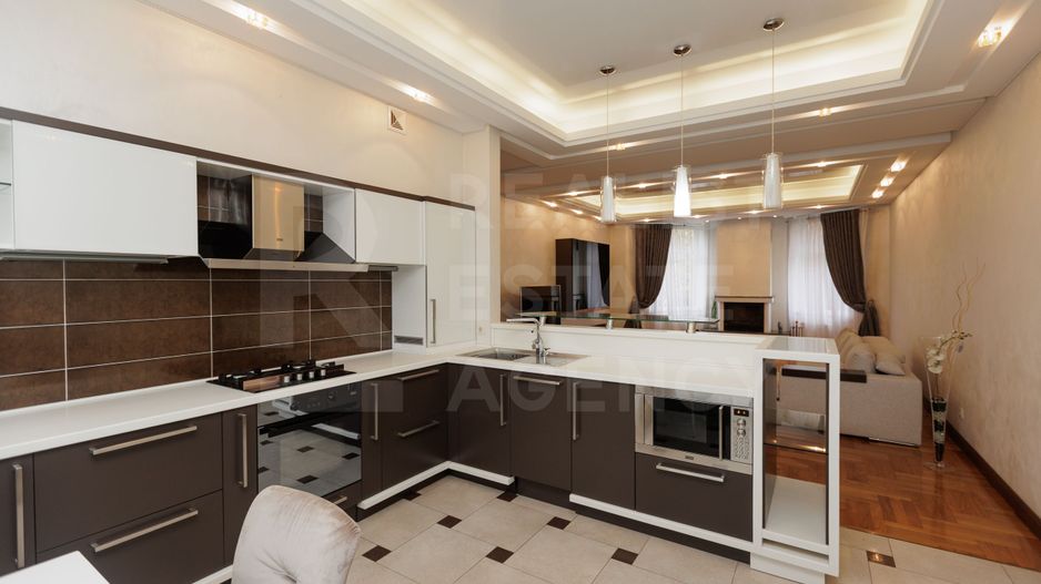 Vânzare, casă, 180 mp + 5 ari strada Calea Trușenilor ,Trușeni. - Poză 5