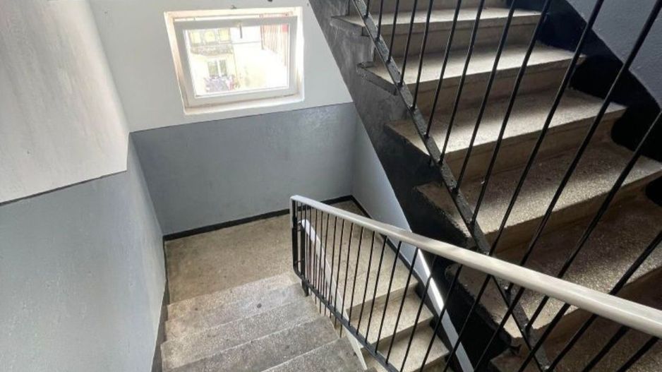 BRASADAS vinde garsoniera 26mp la etajul 3/4 Ostrovului. - Poză 3