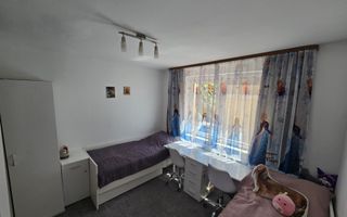 Apartament 2 Camere, Decomandat, Zona Cetate, Etaj 1 - Poză 2