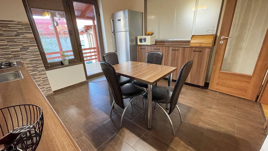 Casa moderna, frumos amenajata in zona Bogdanestilor - Poză 8