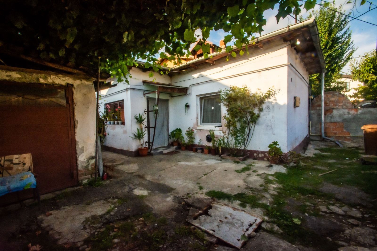 Casa+garaj+anexa și teren intravilan 225 mp Campina - Poză 4