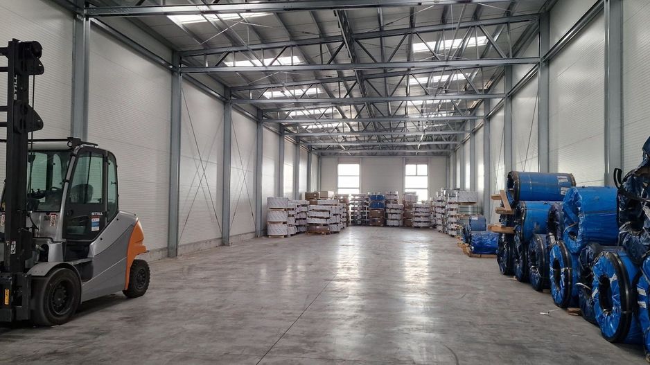 Hală industrială de închiriat – Parc Industrial Aeroport Oradea - Poză 2