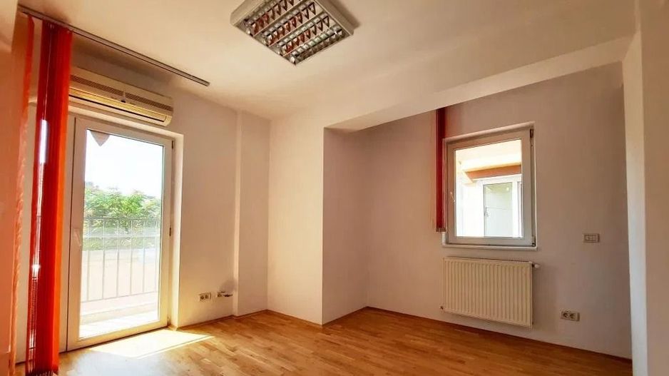 Apartament 4 camere nemobilat Stefan cel Mare de inchiriat bloc 2013 - Poză 8