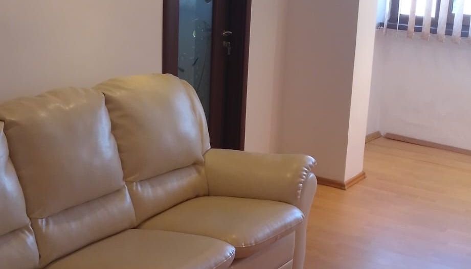 ofer spre vanzare garsoniera zona Meva , etaj 3 - Poză 3