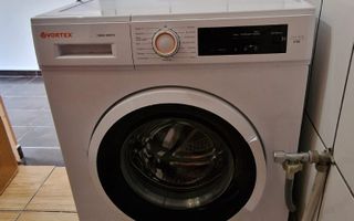 Apartament renovat cu o camera pe 2 nivele | Curte | Parcare | Grigorescu - Poză 14