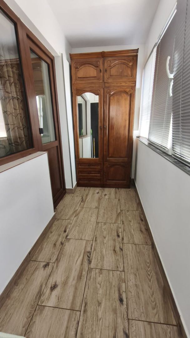 Apartament 3 camere de vanzare, Lacul Tei - Poză 14