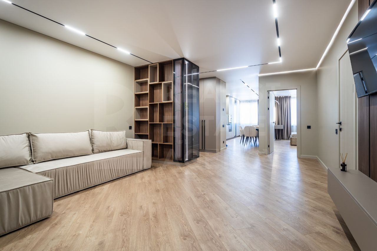 Vânzare, apartament, 3 camere + living, strada Ion Buzdugan, Buiucani - Poză 1