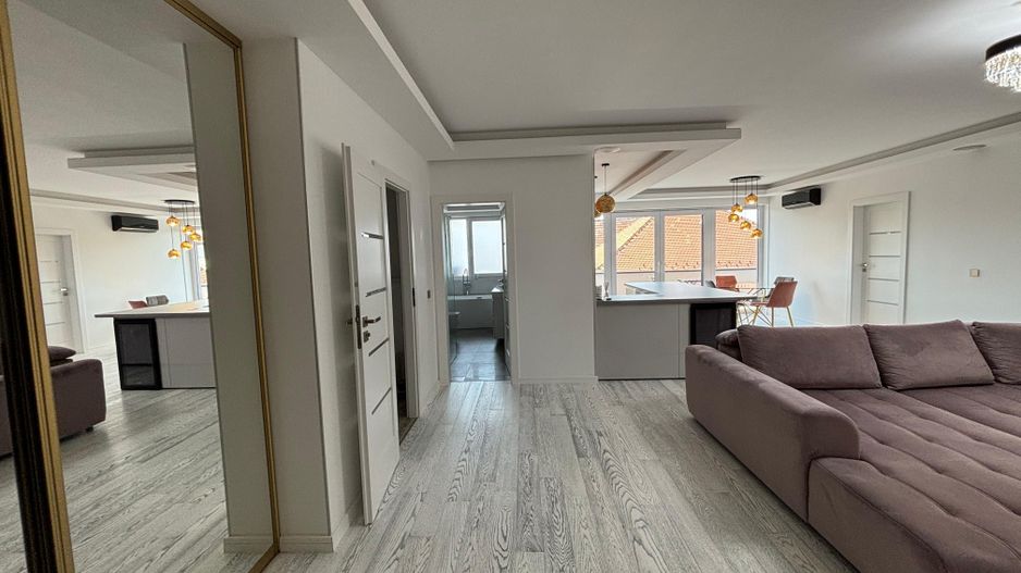Apartament de 3 camere  de închiriat, în bloc nou, zona Trei Stejari - Poză 13