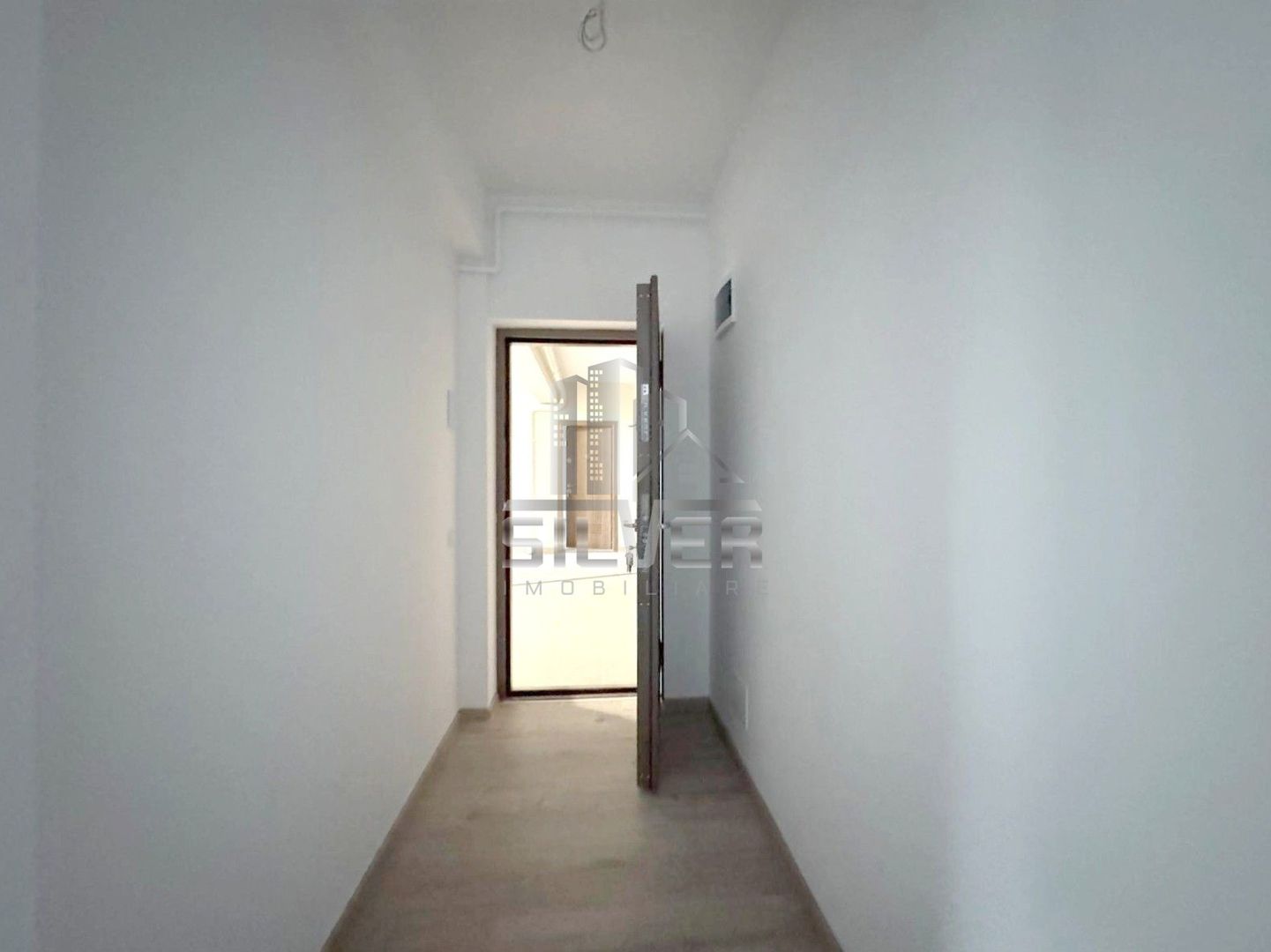 Apartament cu 3 camere finisat/62mp/imobil calitativ/CF. - Poză 8