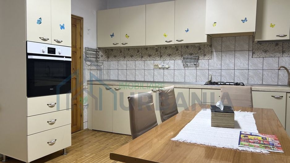 Casa in Podul de fier Centru - Poză 2