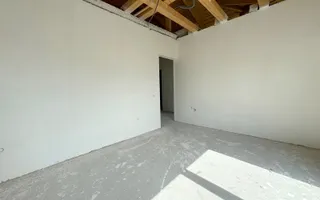 Casa  tip duplex/Zona strazii Urusagului. - Poză 14