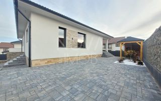 Casa individuala pe un singur nivel cu garaj dublu - Selimbar - Poză 4