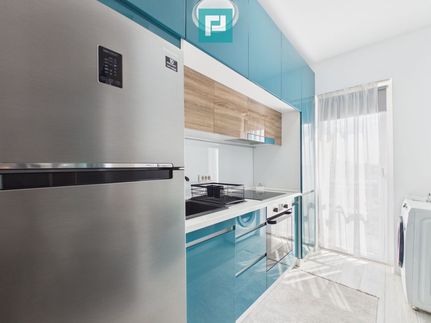 Apartament cu 3 camere Adora Park - Poză 5