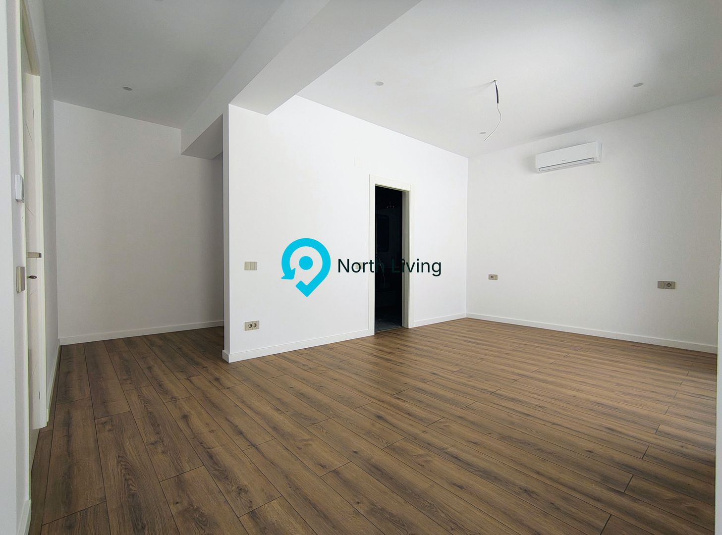 Vila Noua Tunari | 6 Camere si 4 Bai - Poză 12