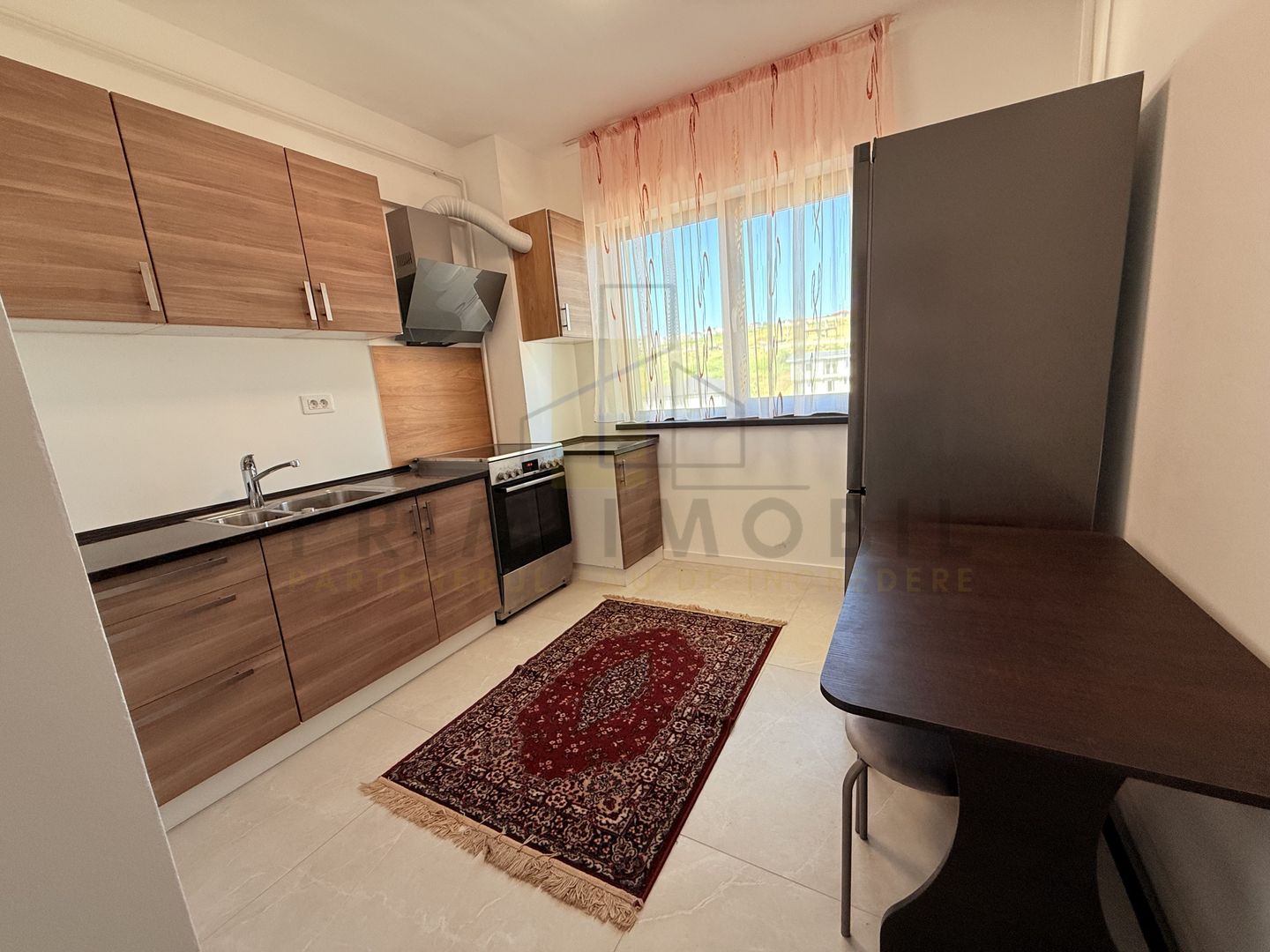 1 Camera decomandat, Premium Bloc nou - parcare inclusa - Poză 1