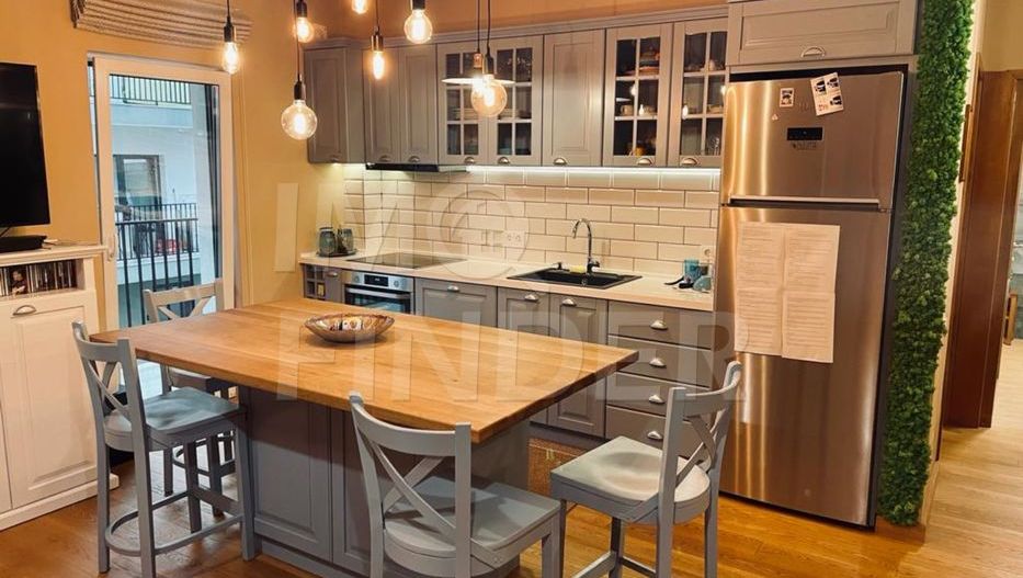 Vanzare apartament 3 camere Europa, 90 mp, ultrafinisat, etaj 1 - Poză 1