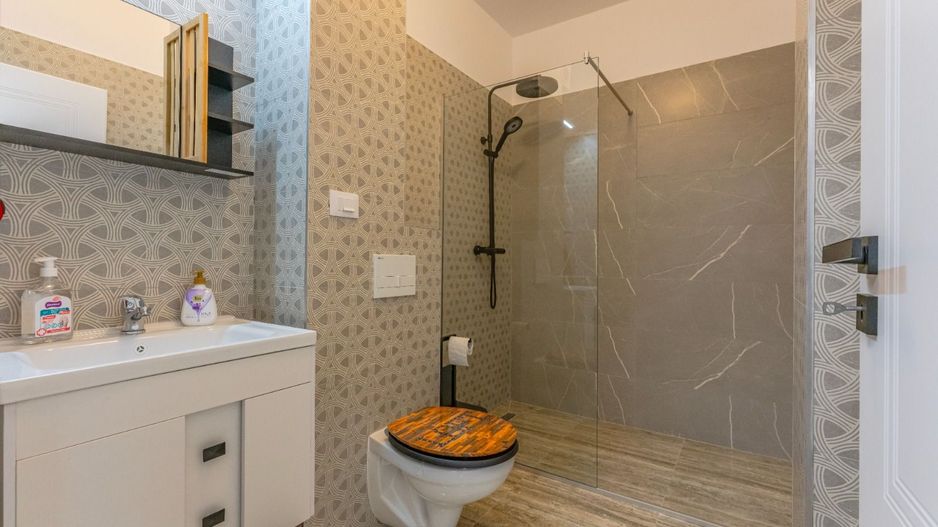Apartament 2 camere tip penthouse Rasnov | Terasa 50 mp - Poză 21