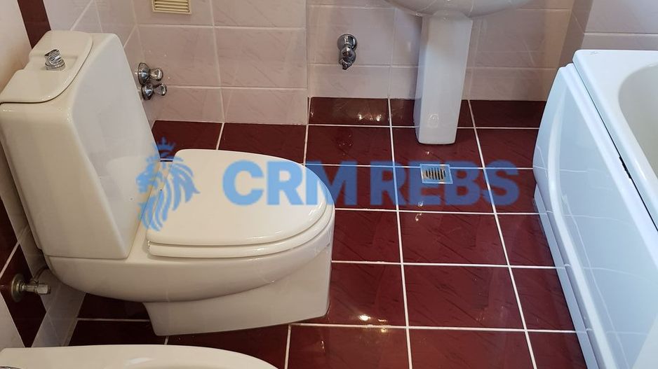 Vila unica cu 5 camere langa lac - Poză 12