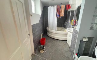 Casa cu teren de 915 mp și front de 20 ml - Poză 12