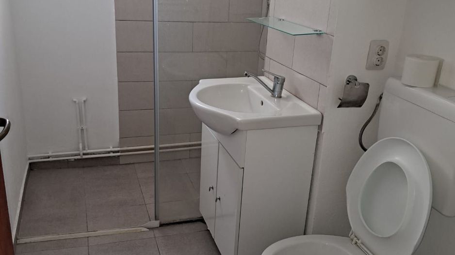 Buziasului | 1 Camera | Etaj 1 | Bucatarie inchisa | Disponibil imediat - Poză 5