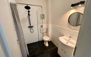 Studio mobilat utilat de vânzare în Șelimbăr cu parcare și boxă - Poză 6