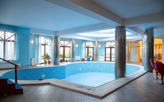 Conac cu piscina - 1810 mp - Poză 10